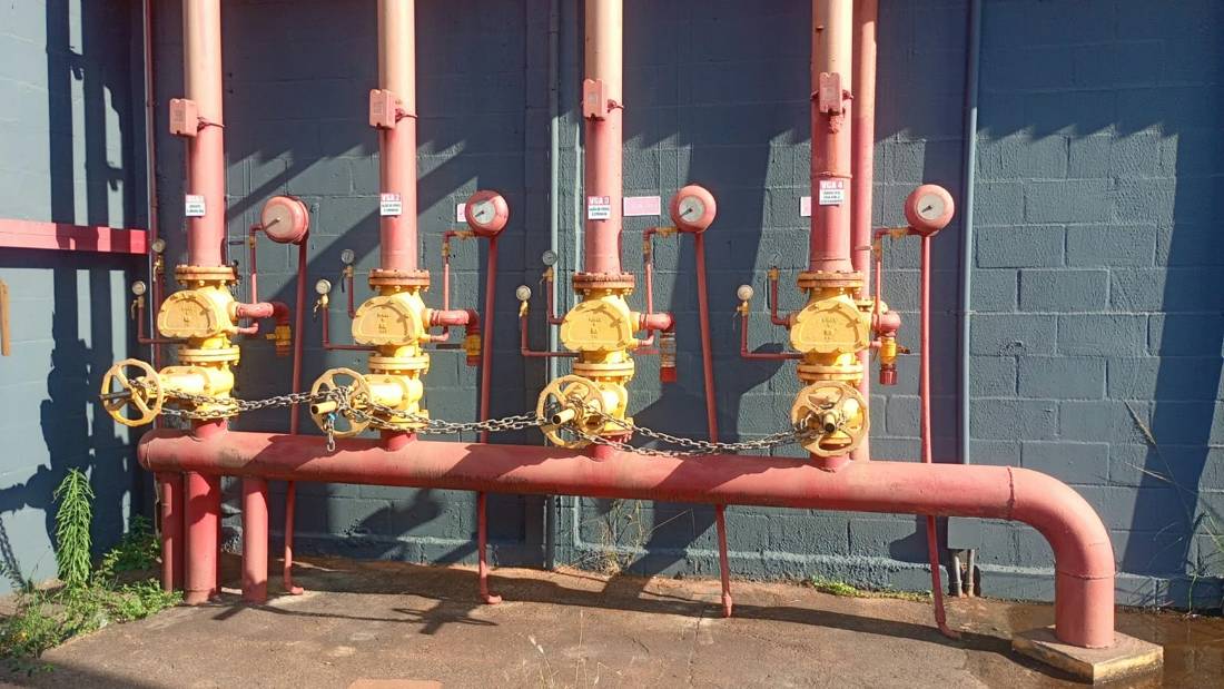 Quatro válvulas de governo e alarme do sistema de sprinklers
